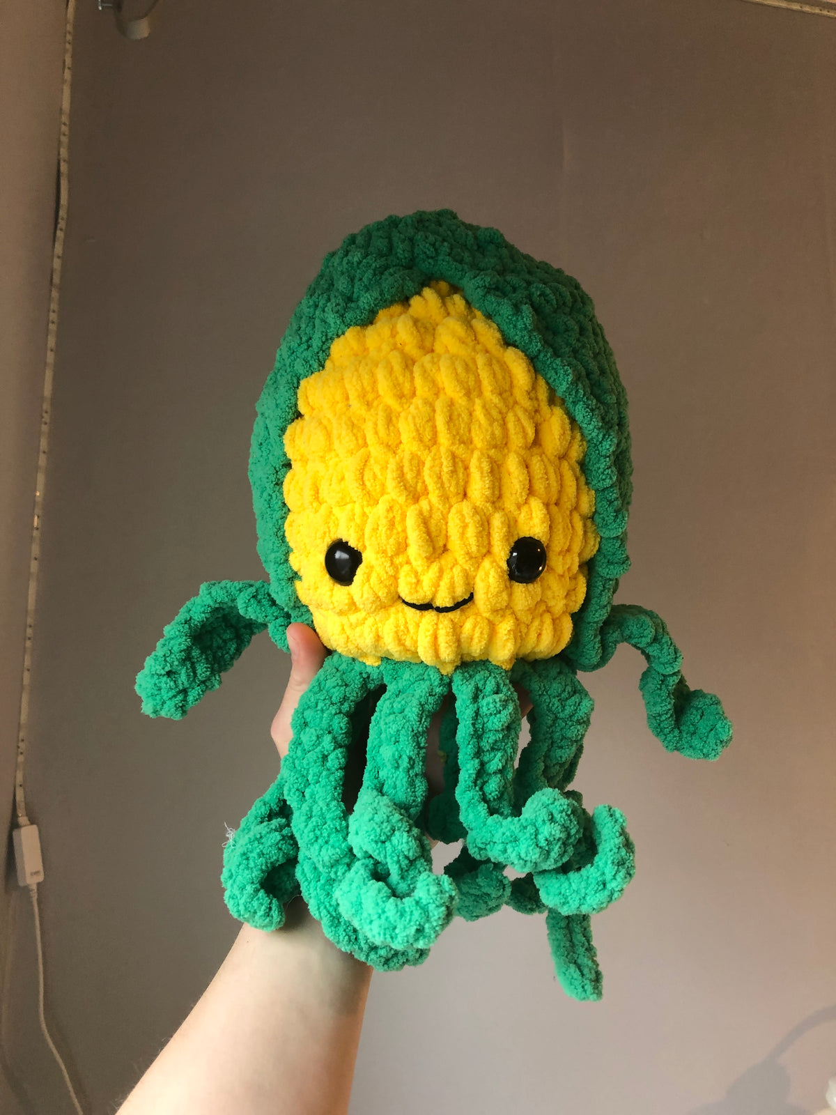 Butters the Corn Squid Crochet Pattern [PDF FILE] – Crouton's Crochet